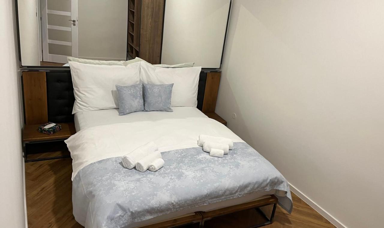Apartmany Male Namesti, Broumov Exterior photo